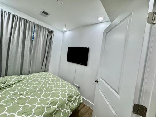 Modern Cozy APT 2-Bedrooms with Easy Parking - image 5