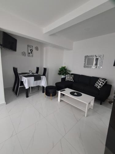 MVB Lovely and Private House in Center of Oranjestad Aruba - image 5