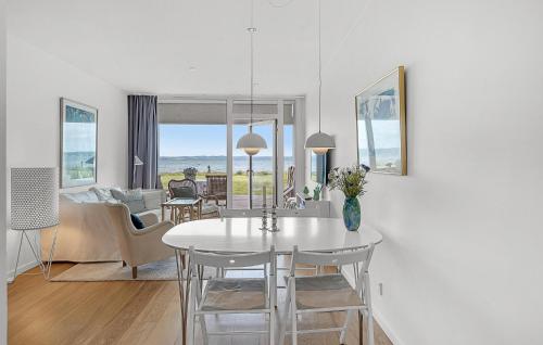 Amazing Home In Ebeltoft With House Sea View - image 2