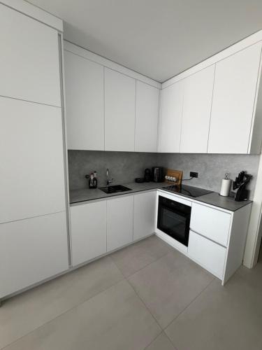 ห้องครัว, Modern apartment with balcony in Prizren in เบซิม ชาลา