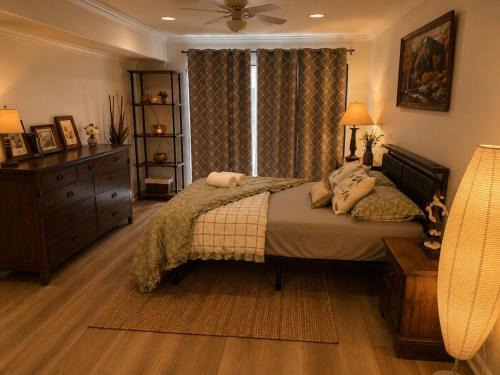 Pokoj pro hosty, Entire place - 2 cozy bedroom suite in Brookhaven