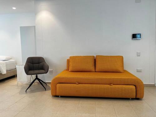 Loft 301 h54 Waiwa Host