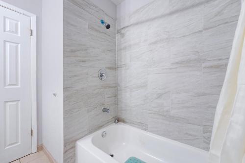 Memphis 1 Extended Stay near airport I 240, TN in ممفيس