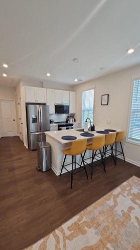 Modern Cozy Retreat in Prime Location in Peoplestown