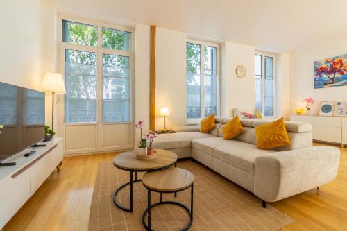 La Grande Maison de Preize Spacieux duplex à deux pas du Bouchon et du vieux Troyes, 2 parkings privés