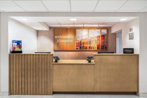 Előcsarnok, Hampton Inn White River Junction in White River elágazás (VT)