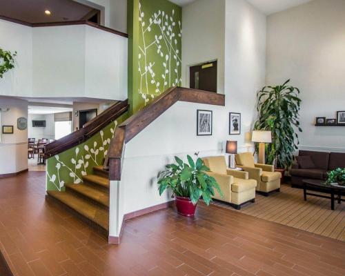 ردهة, Sleep Inn & Suites Niantic North in Niantic