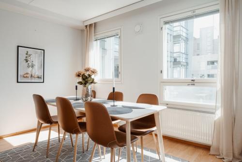 Létesítmények, Nordic 2BR Apartment with Sauna & Glazed Balcony in Ruoholahti
