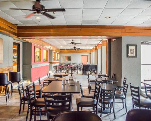 Tesis özellikleri, Quality Inn & Suites Pensacola Bayview in Pensacola (FL)
