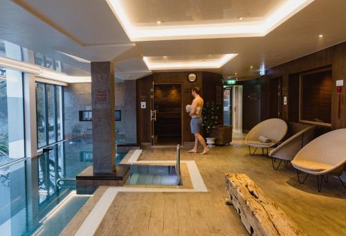 Spa, Low Wood Bay in Ecclerigg