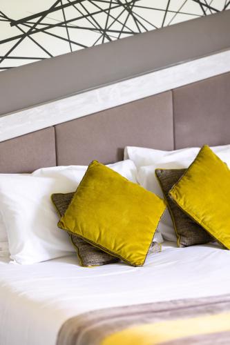 1 double bed