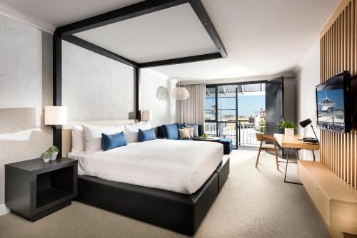 Tradewinds Hotel and Suites Fremantle