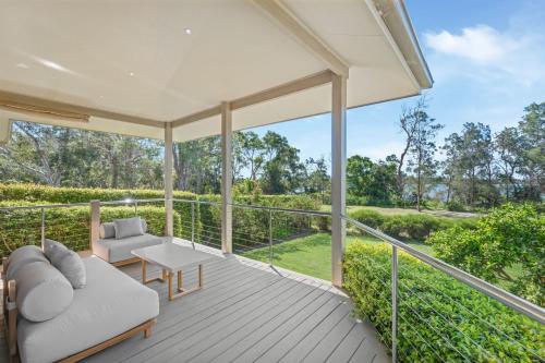 Lakeside Bliss in Dunbogan