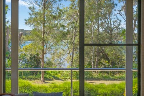 Lakeside Bliss in Dunbogan