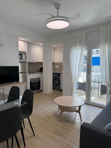 Apartment with Pool & Parking in Nerja Centre