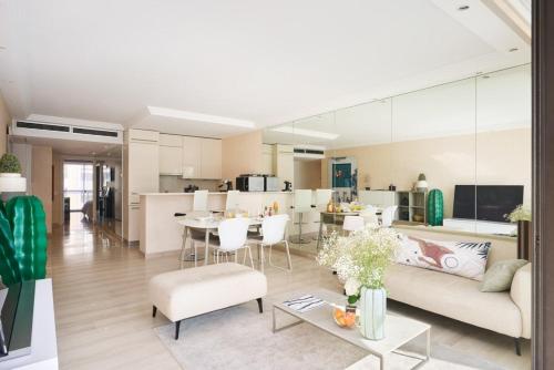 Upstays Croisette 75m2 2Br with terasse