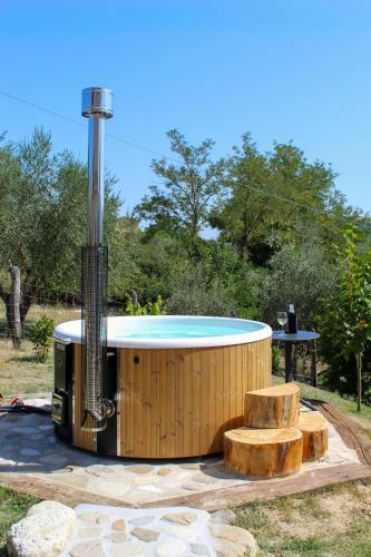 Pezsgőfürdő, Agriturismo Ca' Belluccio in Sasso Feltrio