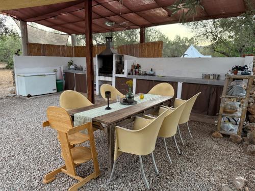 Paraiso Bell Tent - Glamping with Pool in Nature in Coll de l'Alba