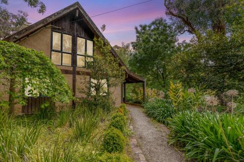 المنظر الخارجي, Myrtle Loft - Forest Garden, Emerald in Emerald
