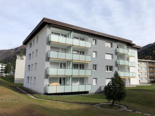4 Zi Familienwohnung Haus Ravaisch 24 im 2ten OG Davos Dorf