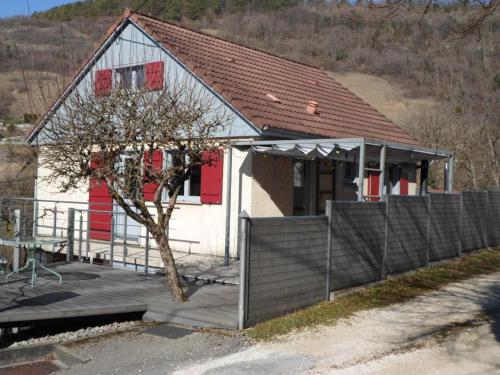 Maison Ornans, la Roche Bottine - Location saisonnière - Ornans