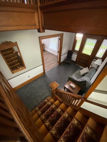 Victorian Oasis-complete house sleeps 11 in Уеллсвілль