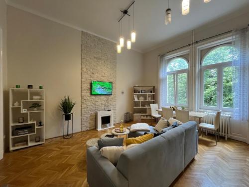 City Centre Main Square Apartment