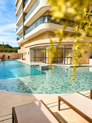 300 metros da Praia, Piscina, 2 Banheiros and Garagem in Industrial Zone
