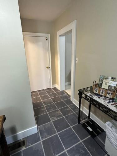 Riverview Suite in Уеллсвілль