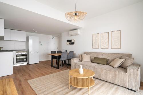 Nortalia Executive Suite Parking & Design - North Madrid Alquiler Temporal in San Sebastian de los Reyes