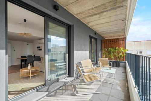 Nortalia Executive Suite Parking & Design - North Madrid Alquiler Temporal in San Sebastian de los Reyes