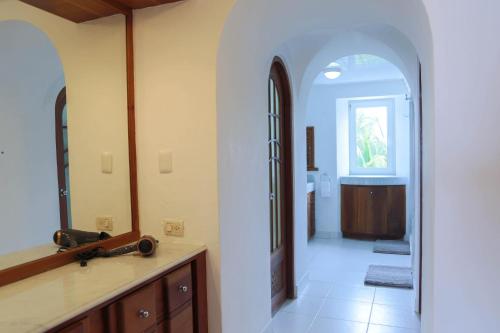 Casa Del Mar Cancun - Oceanfront Boutique Suites