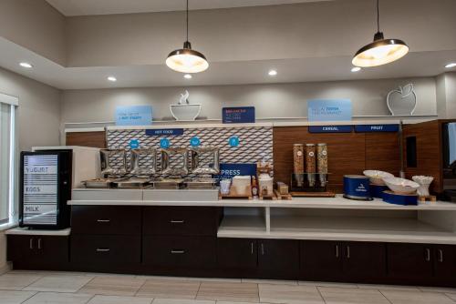 Ēdiens un dzērieni, Holiday Inn Express Hotel and Suites Port Aransas/Beach Area By IHG in Portaranzasa (TX)