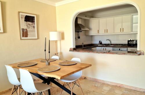 Superb apartment overlooking Los Gigantes