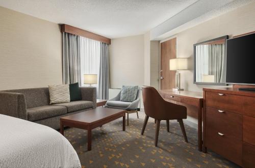Holiday Inn Oakville Centre By IHG in Oakville