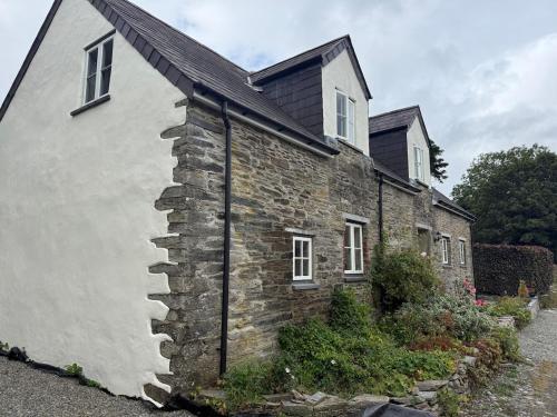 Crowes cottage in Blaenffos