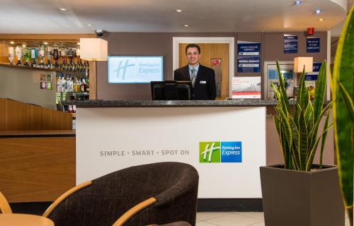 . Holiday Inn Express Gloucester - South by IHG