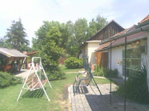  Jasztanya in Jászárokszállás