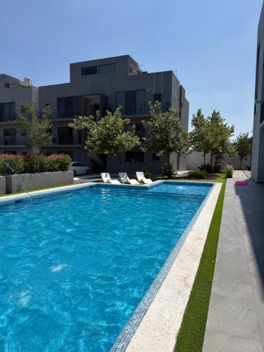 Depa en Lindavista, planta baja, alberca, gym, parking, excelente ubicación