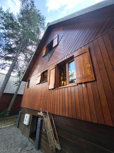 Chalet & jardin au coeur des montagnes alpines