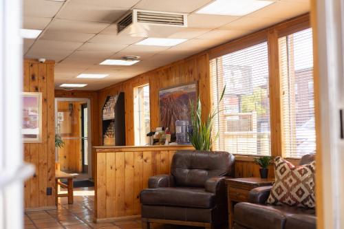 ล็อบบี้, บิ๊ก ฮอร์น ลอดจ์ (Big Horn Lodge) in โมอับ (UT)