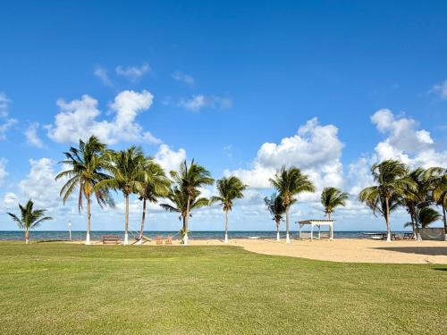 Sunshine Cabanas At Ocean View
