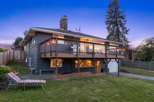 Hotelli välisilme, Modern 1BR Lower Level Private Entry & Backyard in Bryn Mawr-Skyway