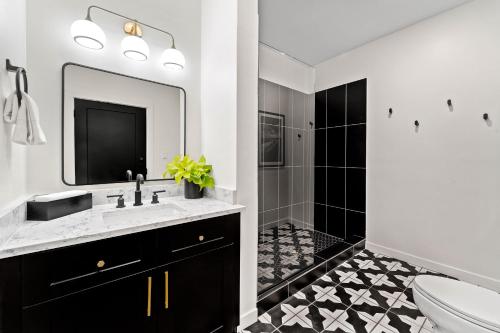 Hotel Zindel – San Diego, CA