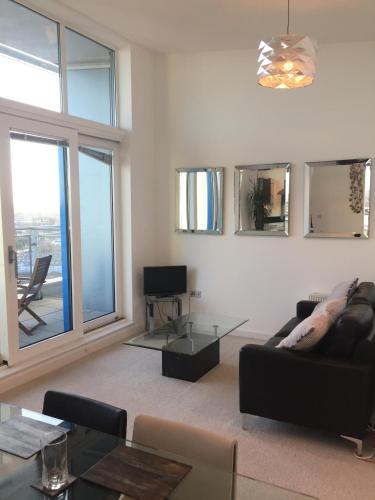 Penthouse Apartment with Free Allocated Parking