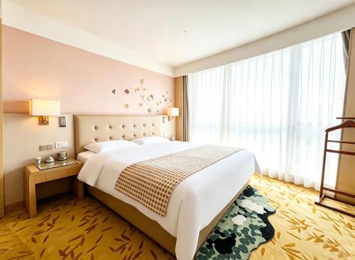 Pullman Linyi Lushang