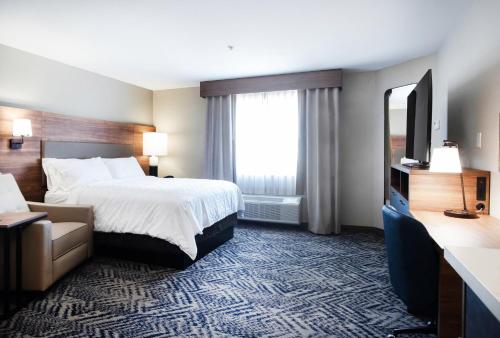 1 queen bed