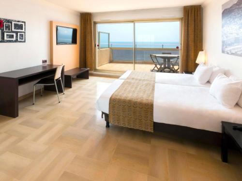 Adagio Nice Promenade Des Anglais Aparthotel in Fabron