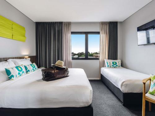 ibis Styles The Entrance Room Type - Standard Queen Room - Accessible