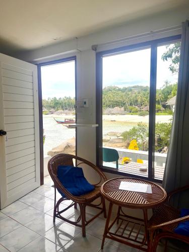 Rocky resort 5